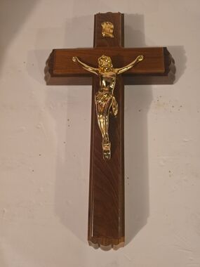 VTG INRI Wood Crucifix Catholic Sick Call Last Rites Hidden Holy Water